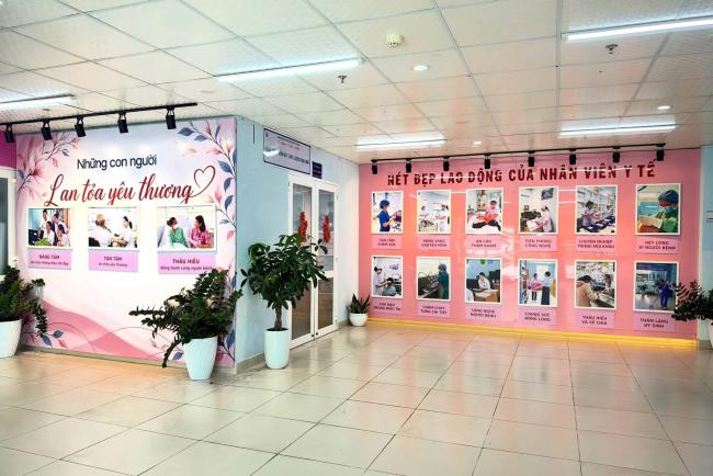 KHÔNG GIAN TRIỂN LÃM ẢNH 20/10 ĐÃ SẴN SÀNG